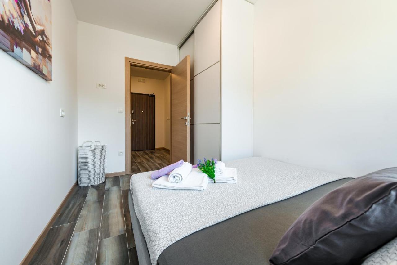 Helikon Apartment Дубровник Екстериор снимка